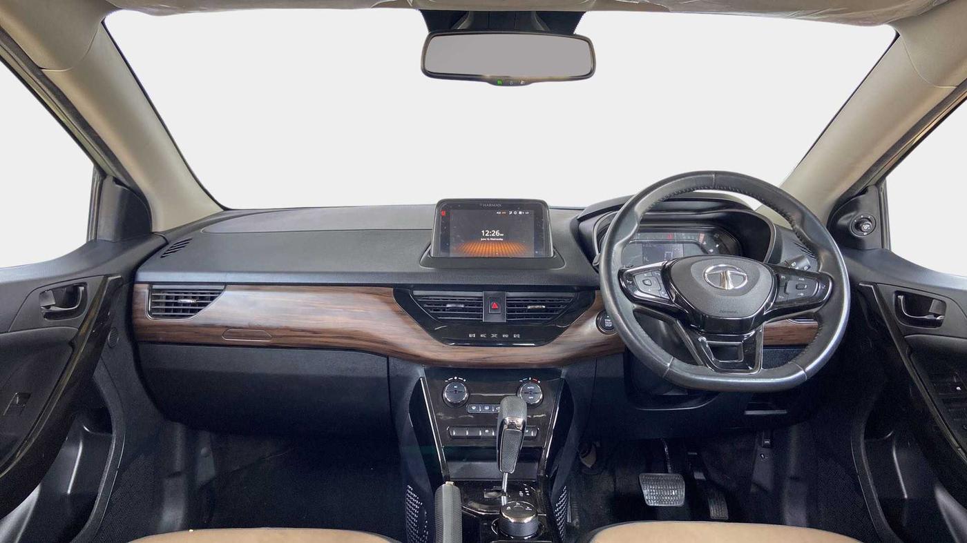 2022 Tata NEXON XZA PLUS DIESEL KAZIRANGA, Diesel, Automatic, 38,893 km, Dashboard