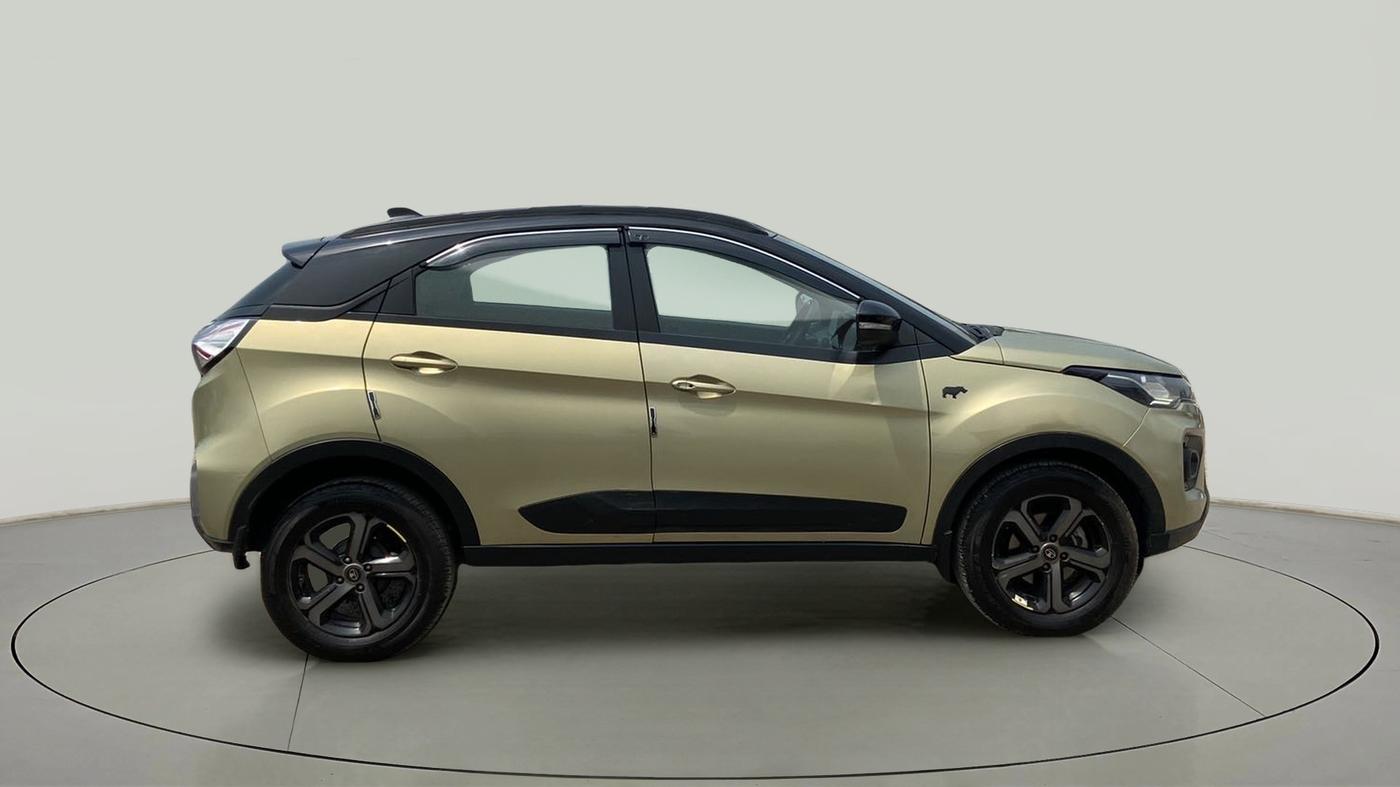 2022 Tata NEXON XZA PLUS DIESEL KAZIRANGA, Diesel, Automatic, 38,893 km, Right Side View