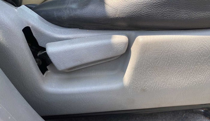 2011 Maruti Alto K10 VXI, Petrol, Manual, 11,162 km, Driver Side Adjustment Panel