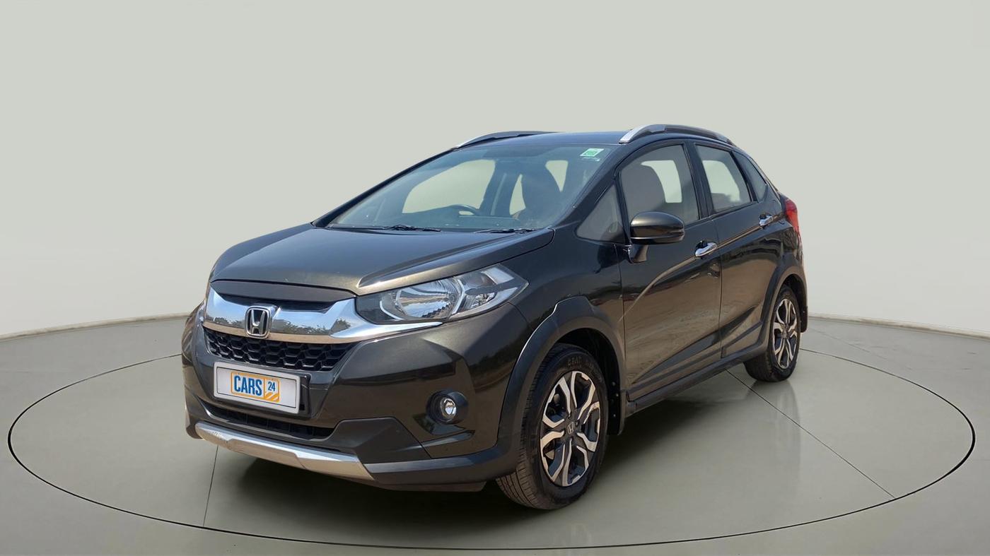 2017 Honda WR-V 1.5L I-DTEC VX MT, Diesel, Manual, 1,03,628 km, Left Front Diagonal