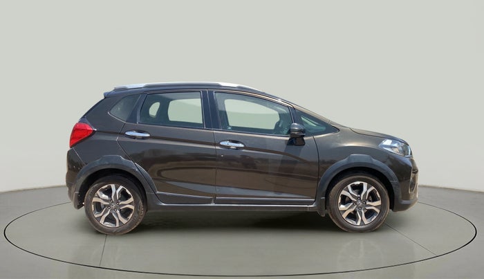 2017 Honda WR-V 1.5L I-DTEC VX MT, Diesel, Manual, 1,03,628 km, Right Side View