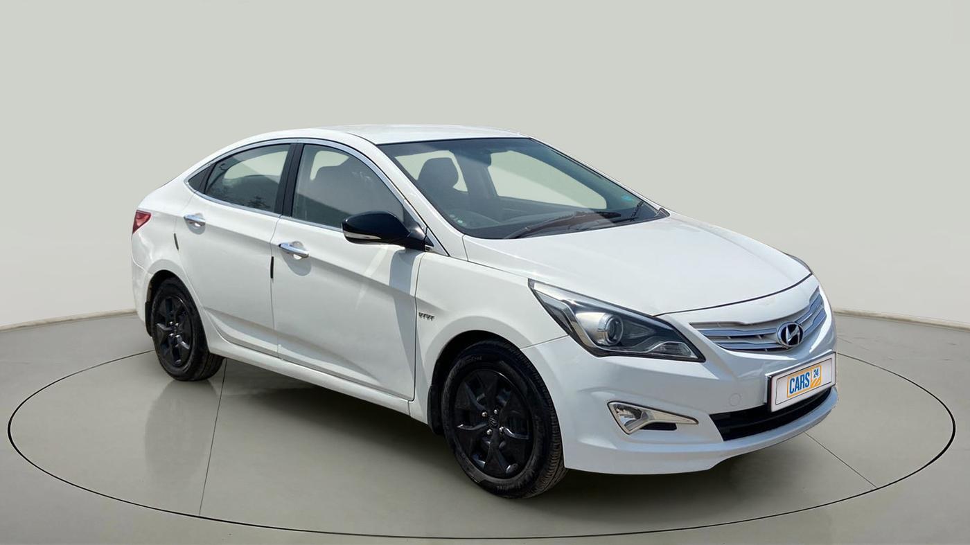 2017 Hyundai Verna 1.6 VTVT S, CNG, Manual, 65,397 km, SRP