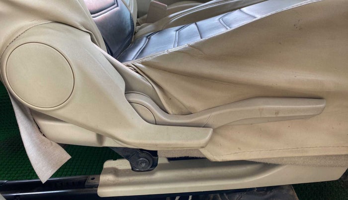 2021 Maruti Dzire VXI, Petrol, Manual, 74,532 km, Driver Side Adjustment Panel