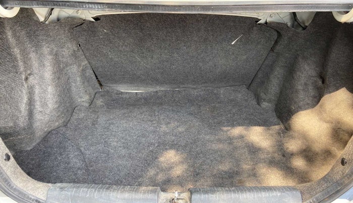 2014 Honda Amaze 1.2L I-VTEC S, Petrol, Manual, 74,112 km, Boot Inside