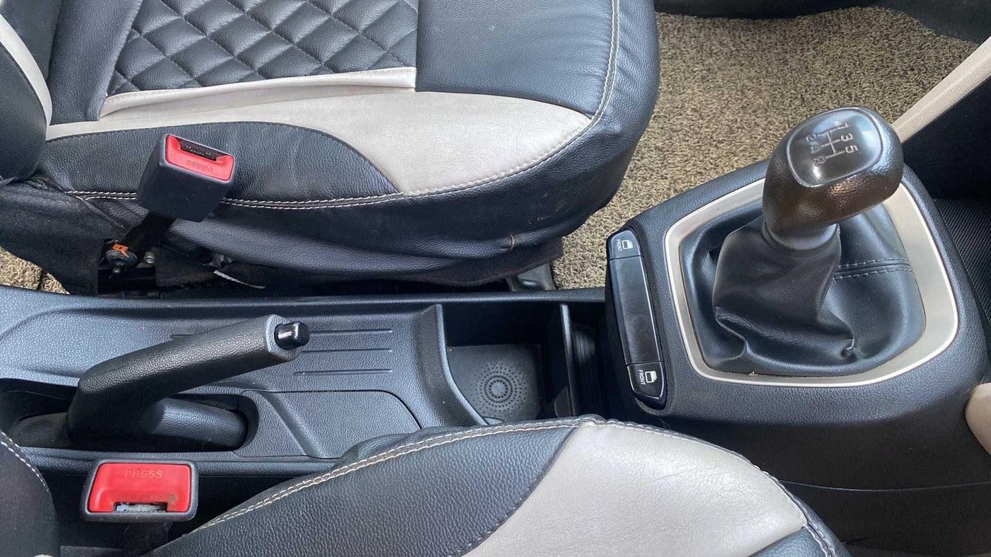 2019 Hyundai NEW SANTRO ERA, Petrol, Manual, 17,713 km, Gear Lever