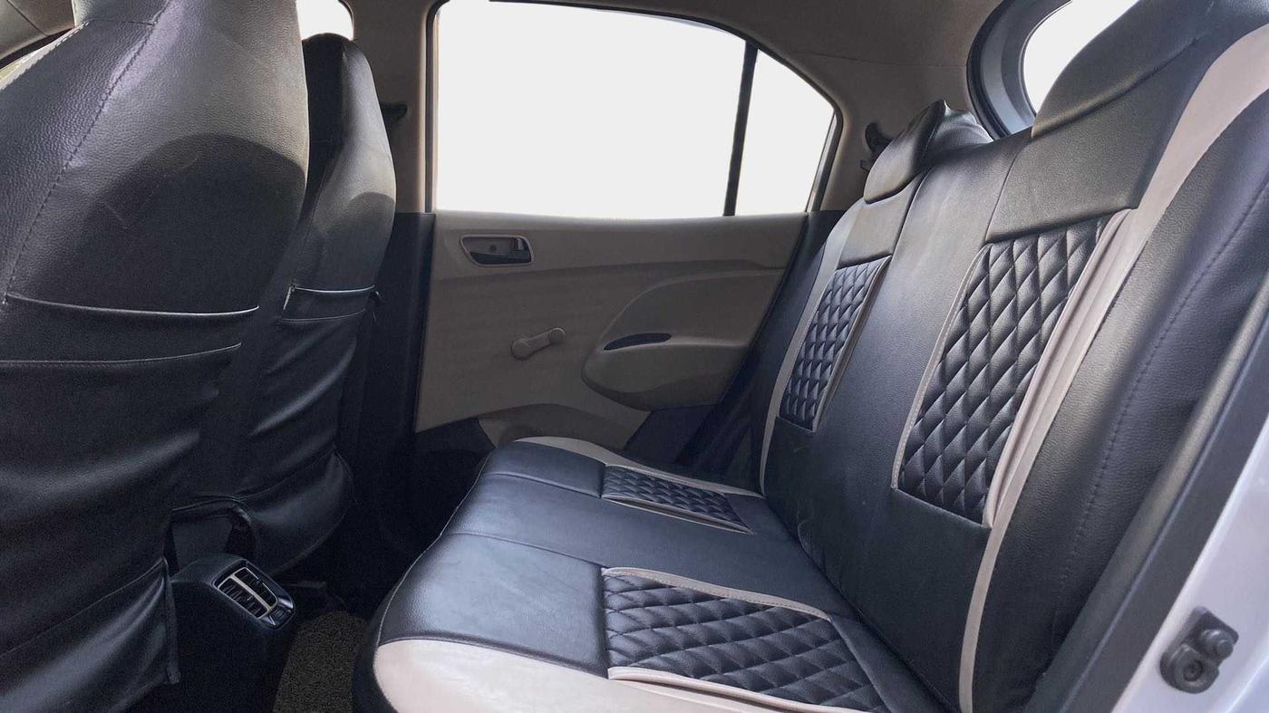 2019 Hyundai NEW SANTRO ERA, Petrol, Manual, 17,713 km, Right Side Rear Door Cabin