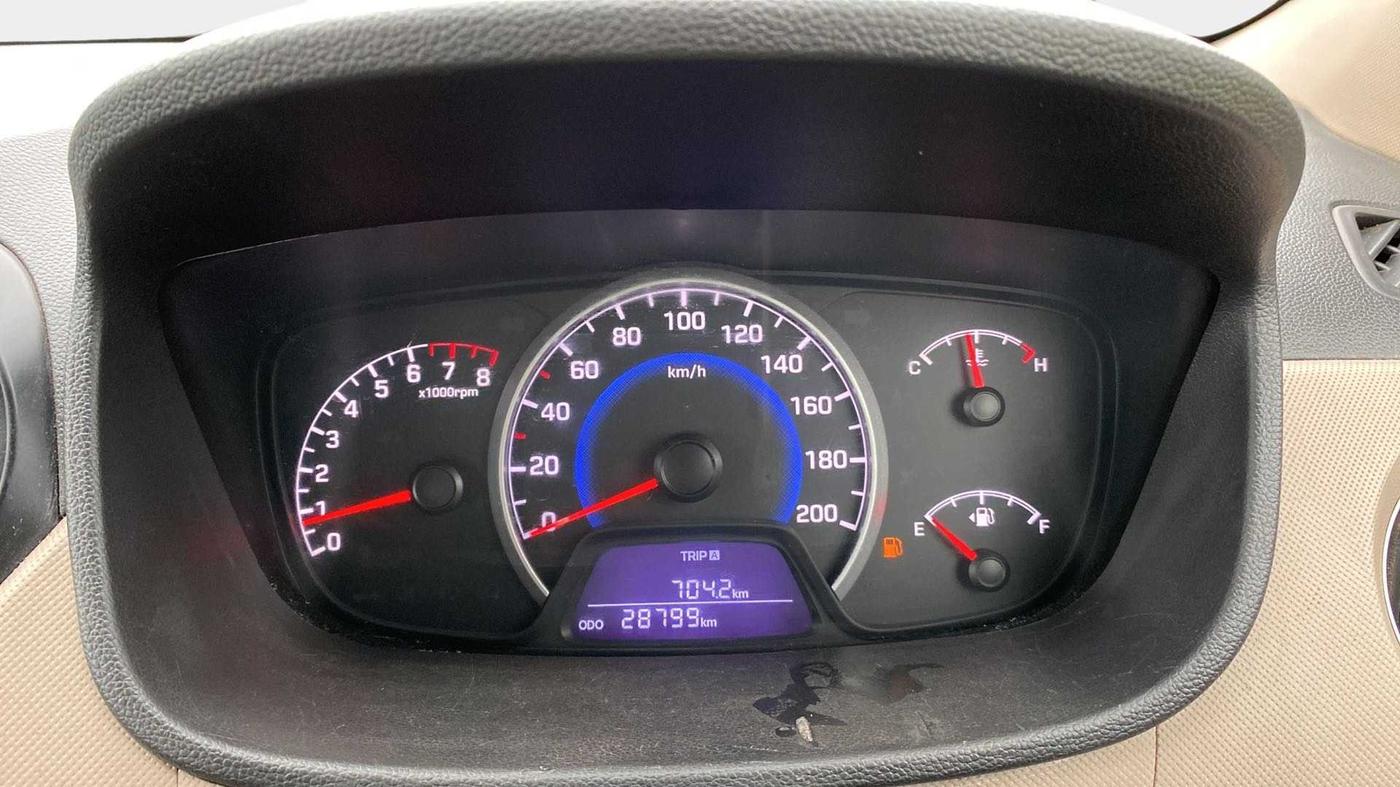 2017 Hyundai Grand i10 MAGNA 1.2 KAPPA VTVT, Petrol, Manual, 28,991 km, Odometer Image