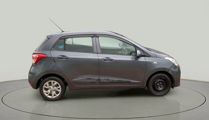 2017 Hyundai Grand i10 MAGNA 1.2 KAPPA VTVT, Petrol, Manual, 28,991 km, Right Side View