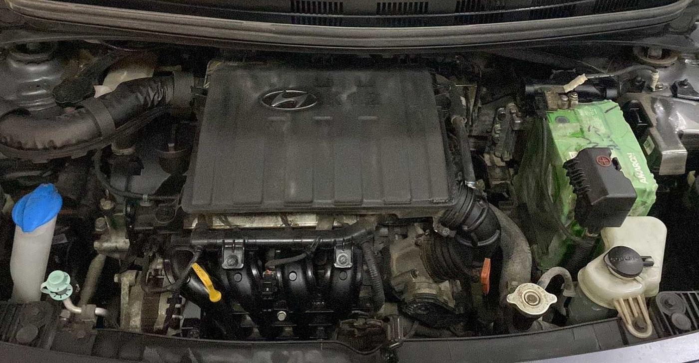 2018 Hyundai Grand i10 SPORTZ AT 1.2 KAPPA VTVT, Petrol, Automatic, 24,398 km, Open Bonet