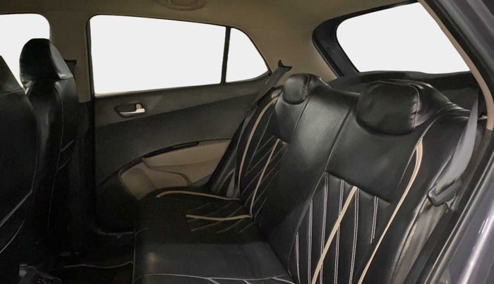 2018 Hyundai Grand i10 SPORTZ AT 1.2 KAPPA VTVT, Petrol, Automatic, 24,398 km, Right Side Rear Door Cabin