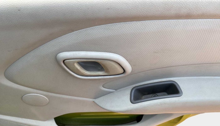 2016 Datsun Redi Go S, Petrol, Manual, 7,149 km, Driver Side Door Panels Control