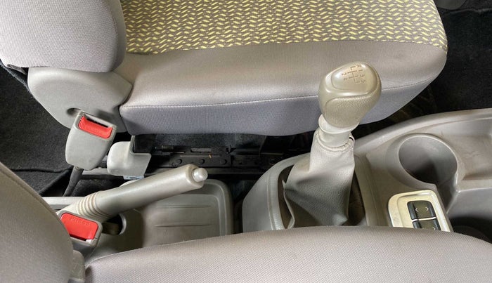 2016 Datsun Redi Go S, Petrol, Manual, 7,149 km, Gear Lever