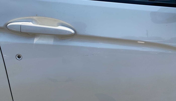 2017 Honda Jazz 1.2L I-VTEC SV, Petrol, Manual, 73,507 km, Driver-side door - Minor scratches