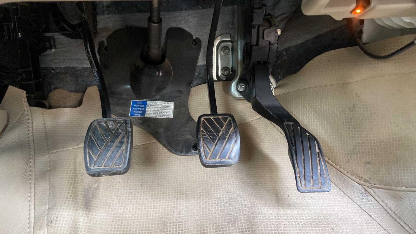 2015 Maruti Ciaz ZXI+, Petrol, Manual, 71,048 km, Pedals