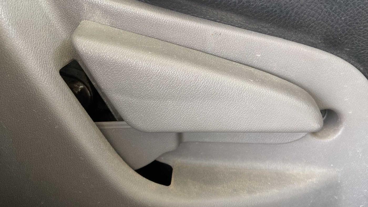 2016 Datsun Go Plus T, Petrol, Manual, 49,248 km, Driver Side Adjustment Panel