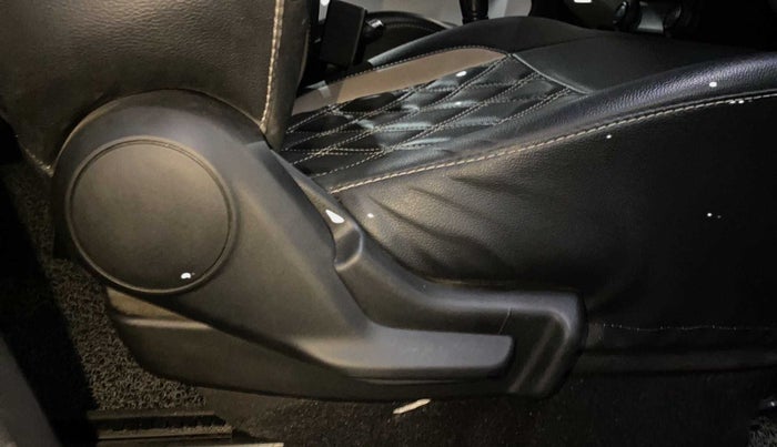 2018 Maruti IGNIS DELTA 1.2, Petrol, Manual, 41,196 km, Driver Side Adjustment Panel