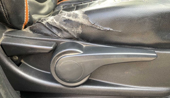 2019 Tata Tiago XZ PETROL, Petrol, Manual, 68,256 km, Driver Side Adjustment Panel