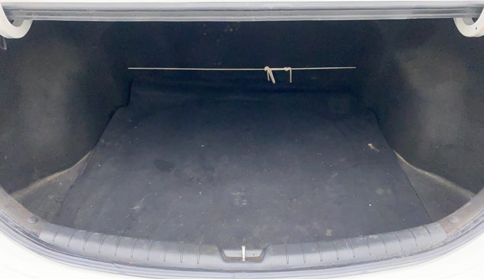 2019 Hyundai Verna 1.6 CRDI SX, Diesel, Manual, 89,832 km, Boot Inside