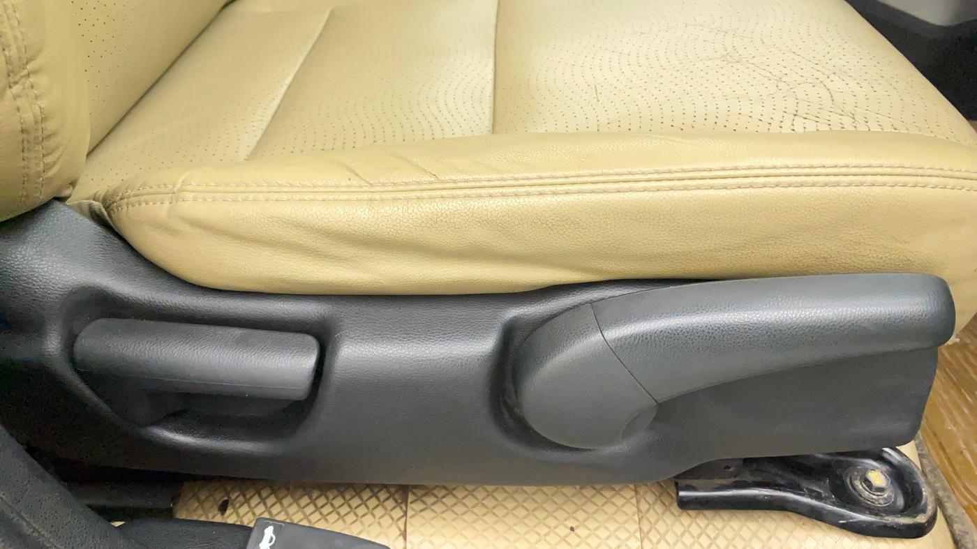 2014 Honda City 1.5L I-VTEC VX, Petrol, Manual, 62,589 km, Driver Side Adjustment Panel