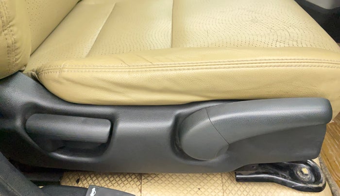 2014 Honda City 1.5L I-VTEC VX, Petrol, Manual, 62,589 km, Driver Side Adjustment Panel