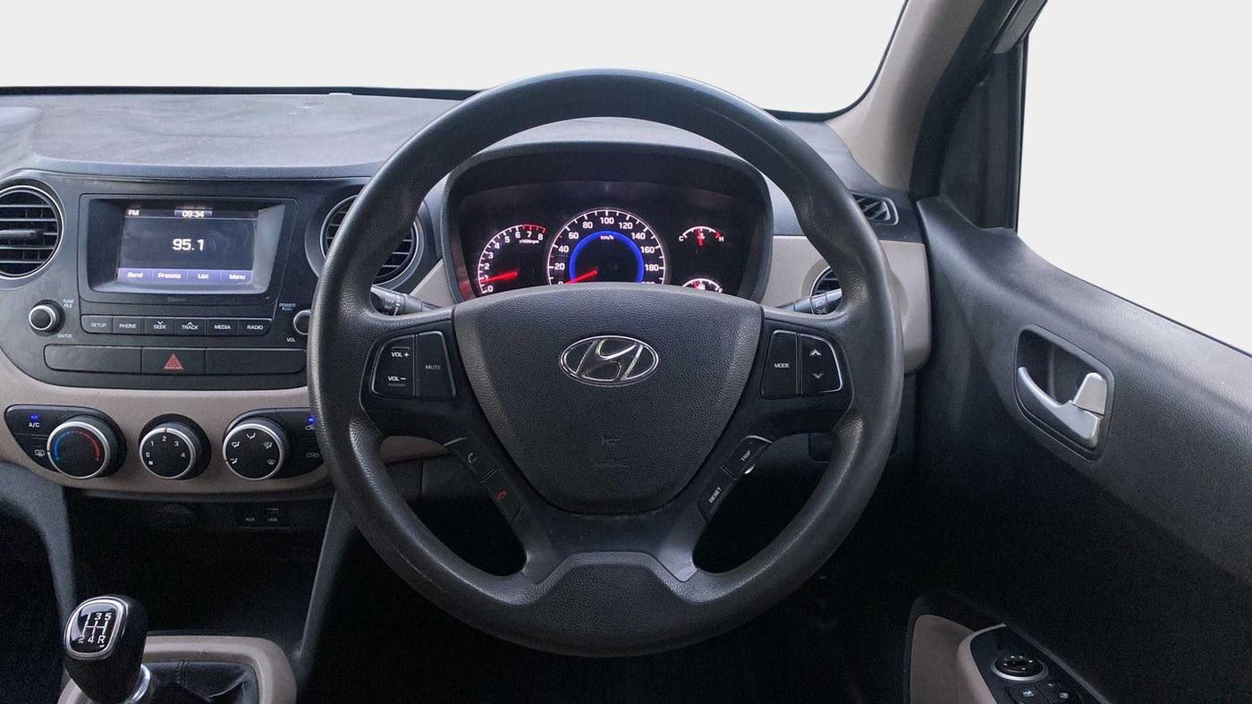 2017 Hyundai Grand i10 SPORTZ 1.2 KAPPA VTVT, Petrol, Manual, 71,626 km, Steering Wheel Close Up