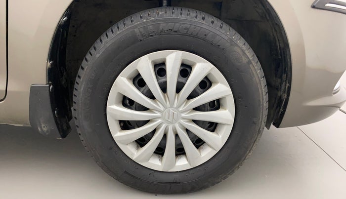 2016 Maruti Swift Dzire VXI (O), Petrol, Manual, 75,372 km, Right Front Wheel