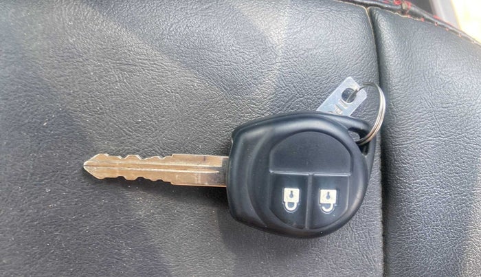2021 Maruti Swift VXI, Petrol, Manual, 12,061 km, Key Close Up