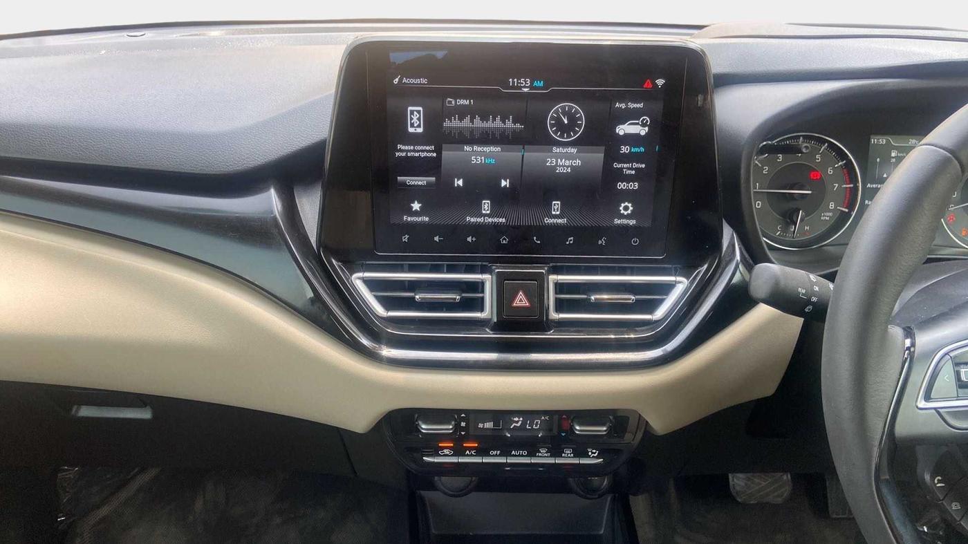 2023 Toyota Glanza V AMT, Petrol, Automatic, 5,827 km, Air Conditioner