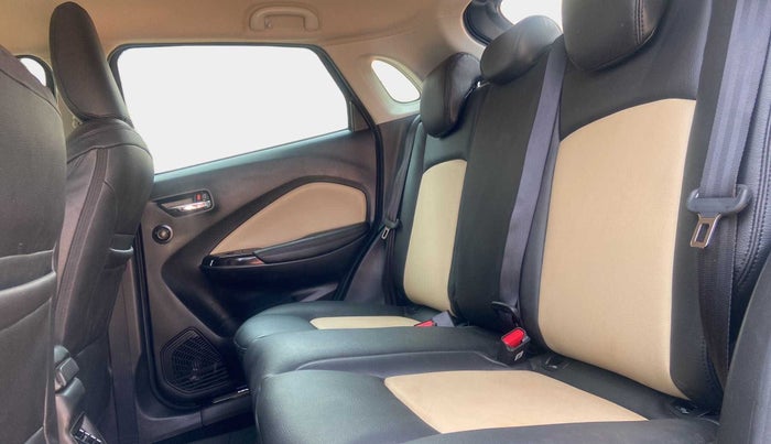 2023 Toyota Glanza V AMT, Petrol, Automatic, 5,827 km, Right Side Rear Door Cabin