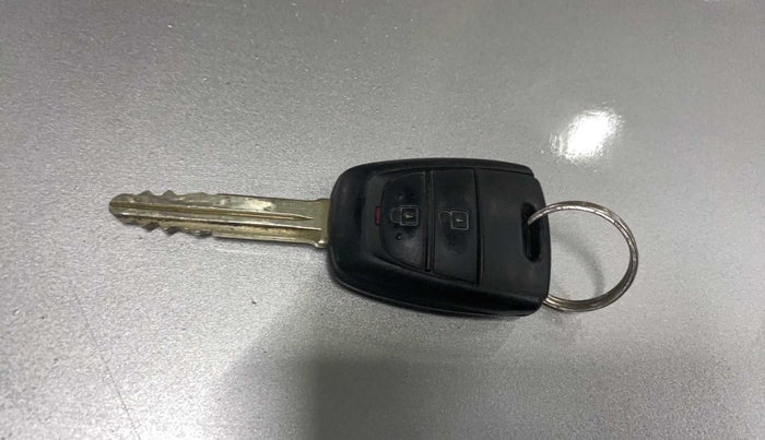 2018 Hyundai Grand i10 MAGNA 1.2 KAPPA VTVT, Petrol, Manual, 10,037 km, Key Close Up