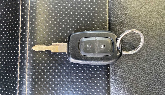 2019 Renault Kwid CLIMBER 1.0 (O), Petrol, Manual, 47,130 km, Key Close Up