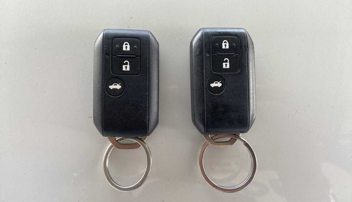 2018 Maruti Dzire ZXI AMT, Petrol, Automatic, 43,180 km, Key Close Up