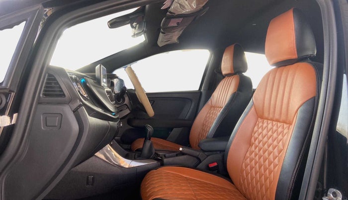 2022 Tata ALTROZ XZ PLUS PETROL DARK EDITION, Petrol, Manual, 34,715 km, Right Side Front Door Cabin