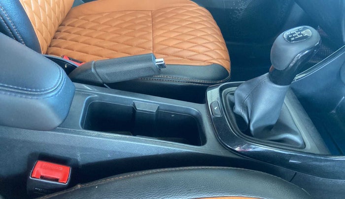 2022 Tata ALTROZ XZ PLUS PETROL DARK EDITION, Petrol, Manual, 34,715 km, Gear Lever
