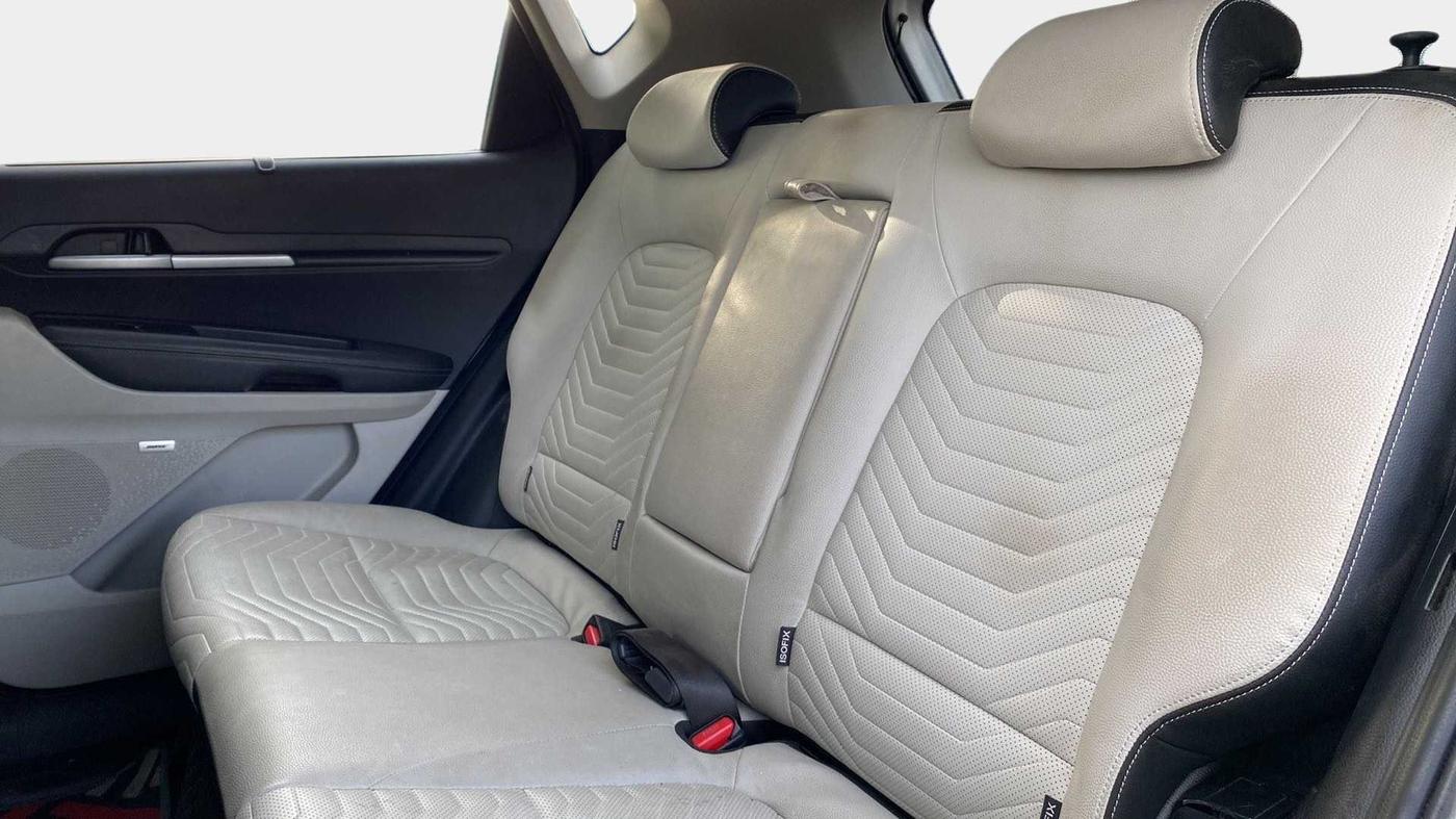 2021 KIA SONET HTX PLUS 1.0 IMT, Petrol, Manual, 37,810 km, Right Side Rear Door Cabin