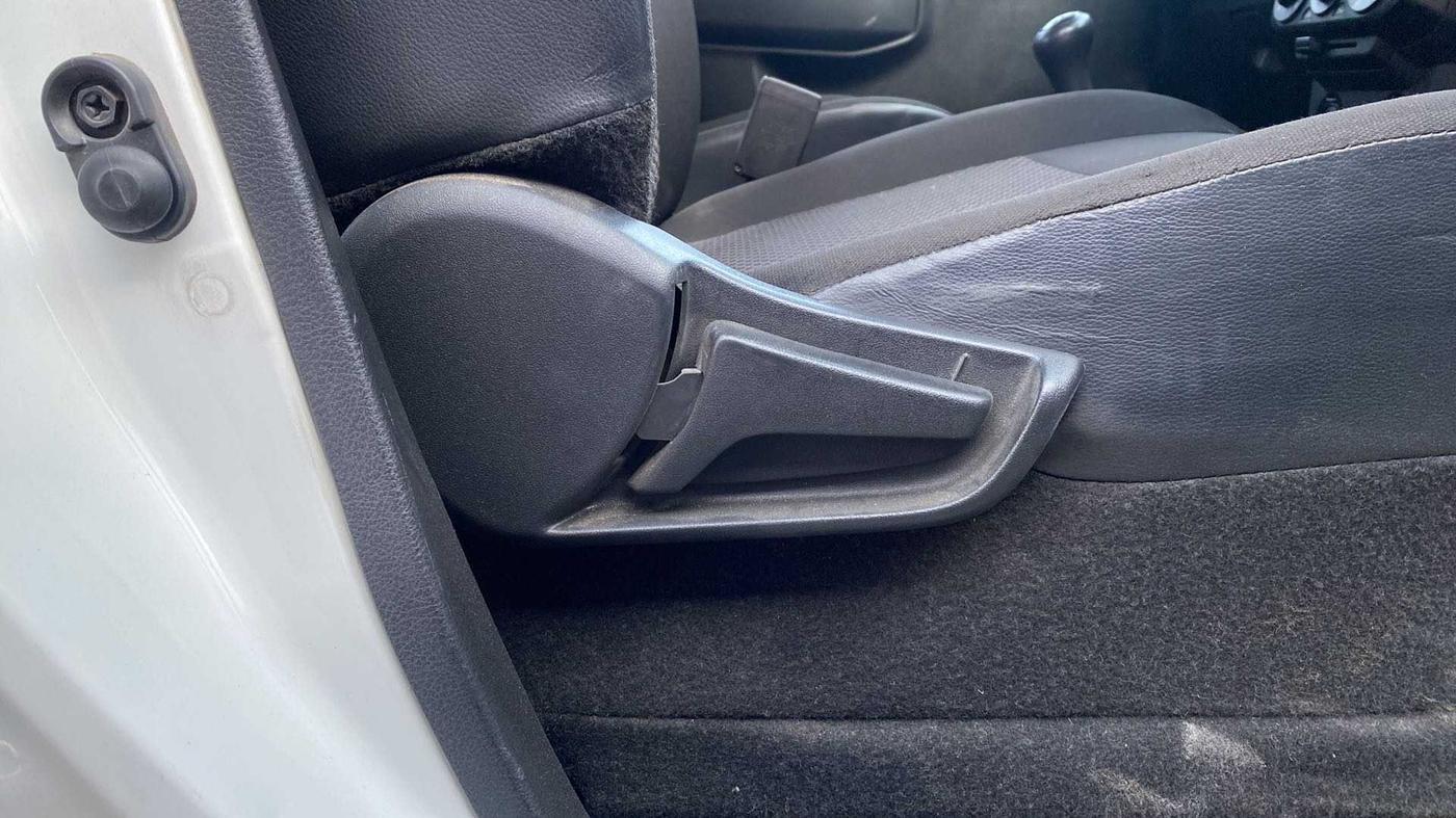 2020 Maruti S PRESSO VXI+, Petrol, Manual, 40,673 km, Driver Side Adjustment Panel