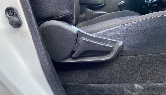 2020 Maruti S PRESSO VXI+, Petrol, Manual, 40,673 km, Driver Side Adjustment Panel