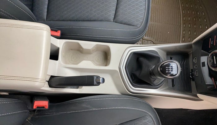 2019 Mahindra XUV300 W8 1.5 DIESEL, Diesel, Manual, 48,852 km, Gear Lever