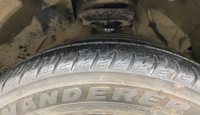 2019 Mahindra XUV300 W8 1.5 DIESEL, Diesel, Manual, 48,852 km, Right Front Tyre Tread