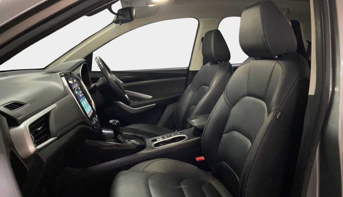 2020 MG HECTOR SHARP 1.5 DCT PETROL, Petrol, Automatic, 71,377 km, Right Side Front Door Cabin