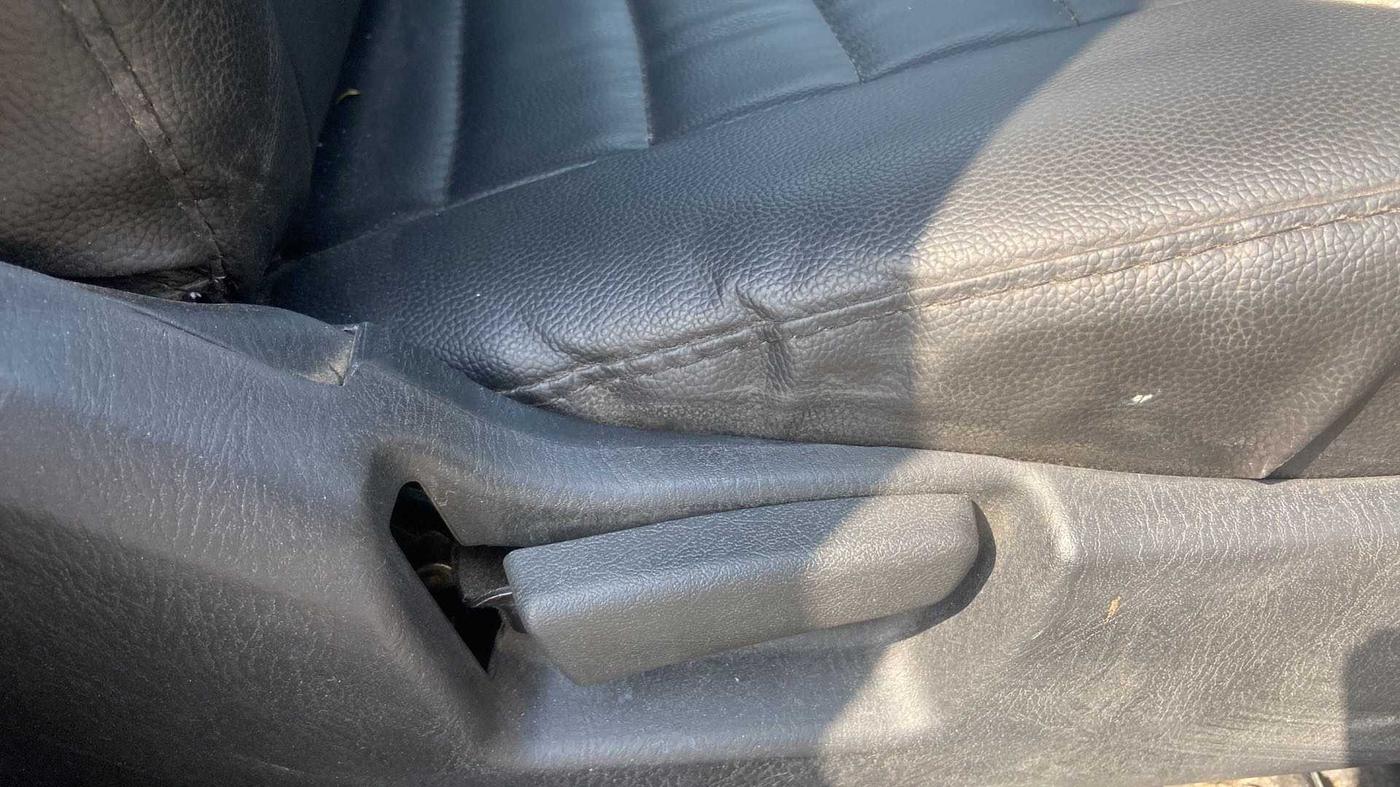 2020 Maruti Alto VXI, Petrol, Manual, 37,709 km, Driver Side Adjustment Panel