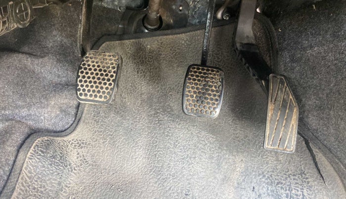 2020 Maruti Alto VXI, Petrol, Manual, 37,709 km, Pedals