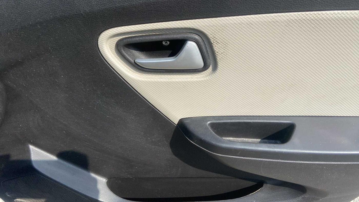 2020 Maruti Alto VXI, Petrol, Manual, 37,709 km, Driver Side Door Panels Control