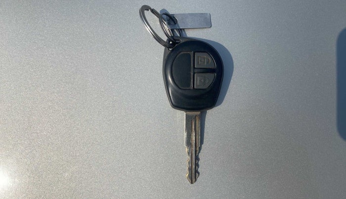 2020 Maruti Alto VXI, Petrol, Manual, 37,709 km, Key Close Up