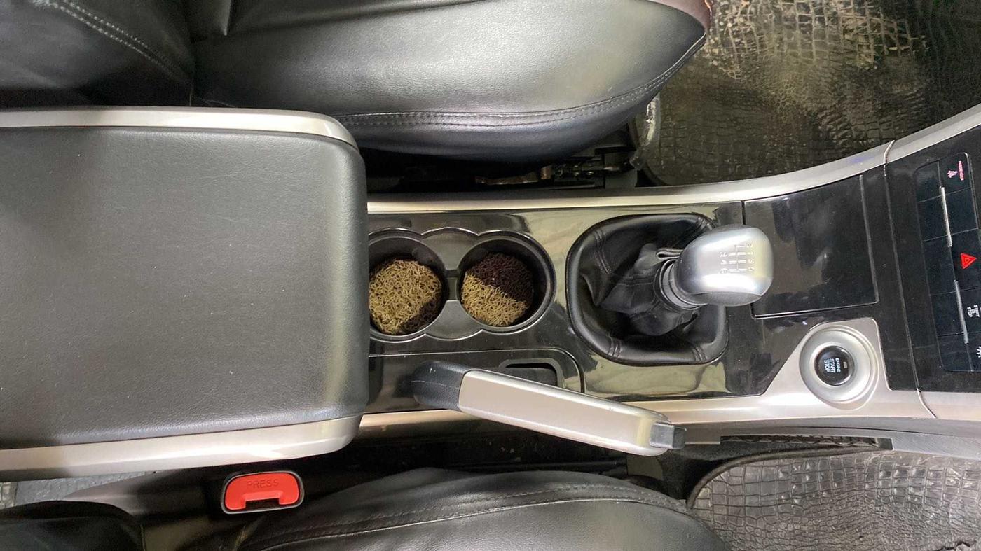 2018 Mahindra XUV500 W7, Diesel, Manual, 41,761 km, Gear Lever