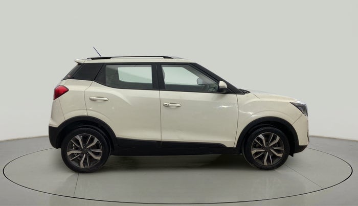 2019 Mahindra XUV300 W8 (O) 1.2 PETROL, Petrol, Manual, 52,895 km, Right Side View