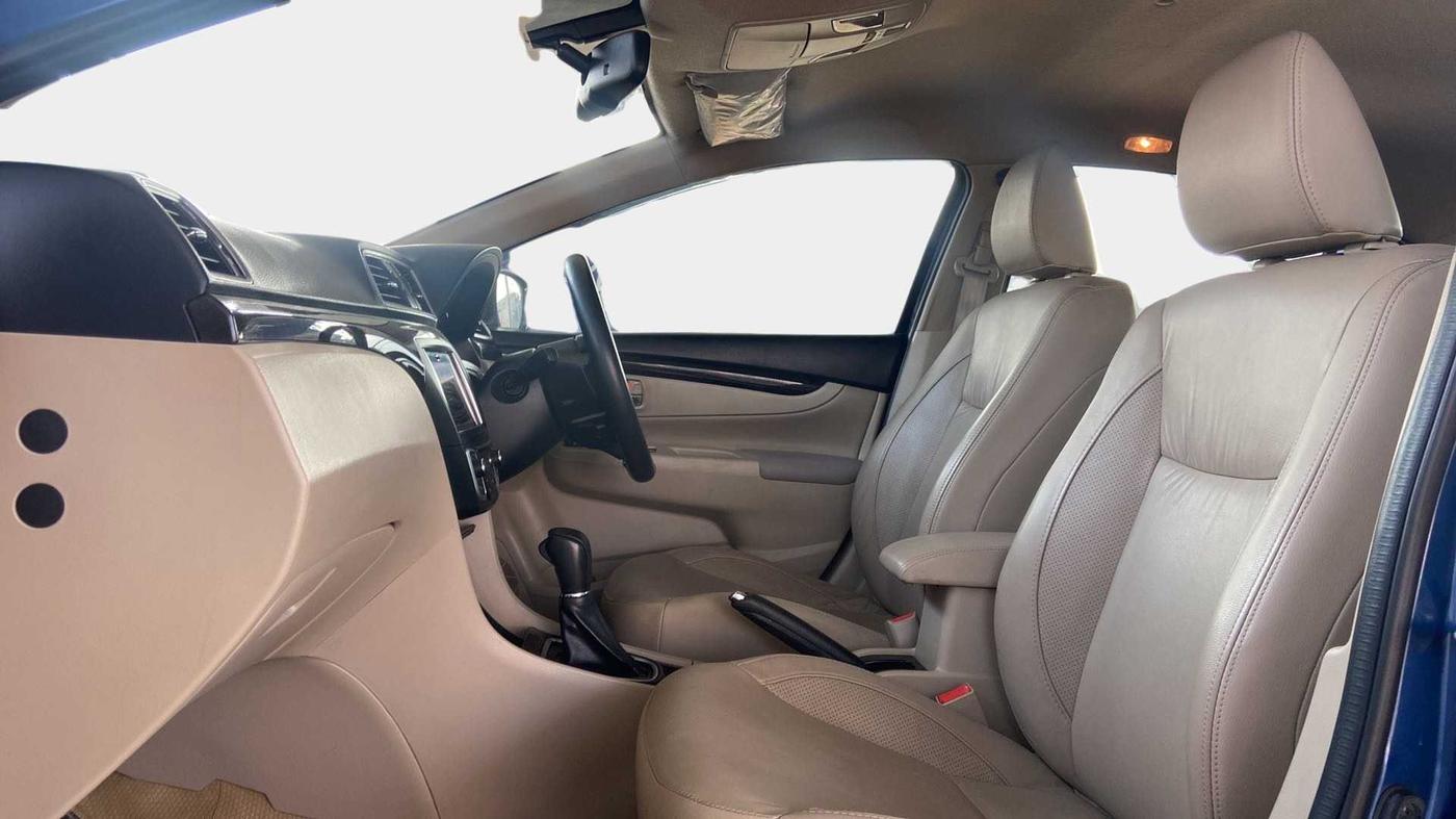2017 Maruti Ciaz ALPHA  AT 1.4  PETROL, Petrol, Automatic, 41,432 km, Right Side Front Door Cabin