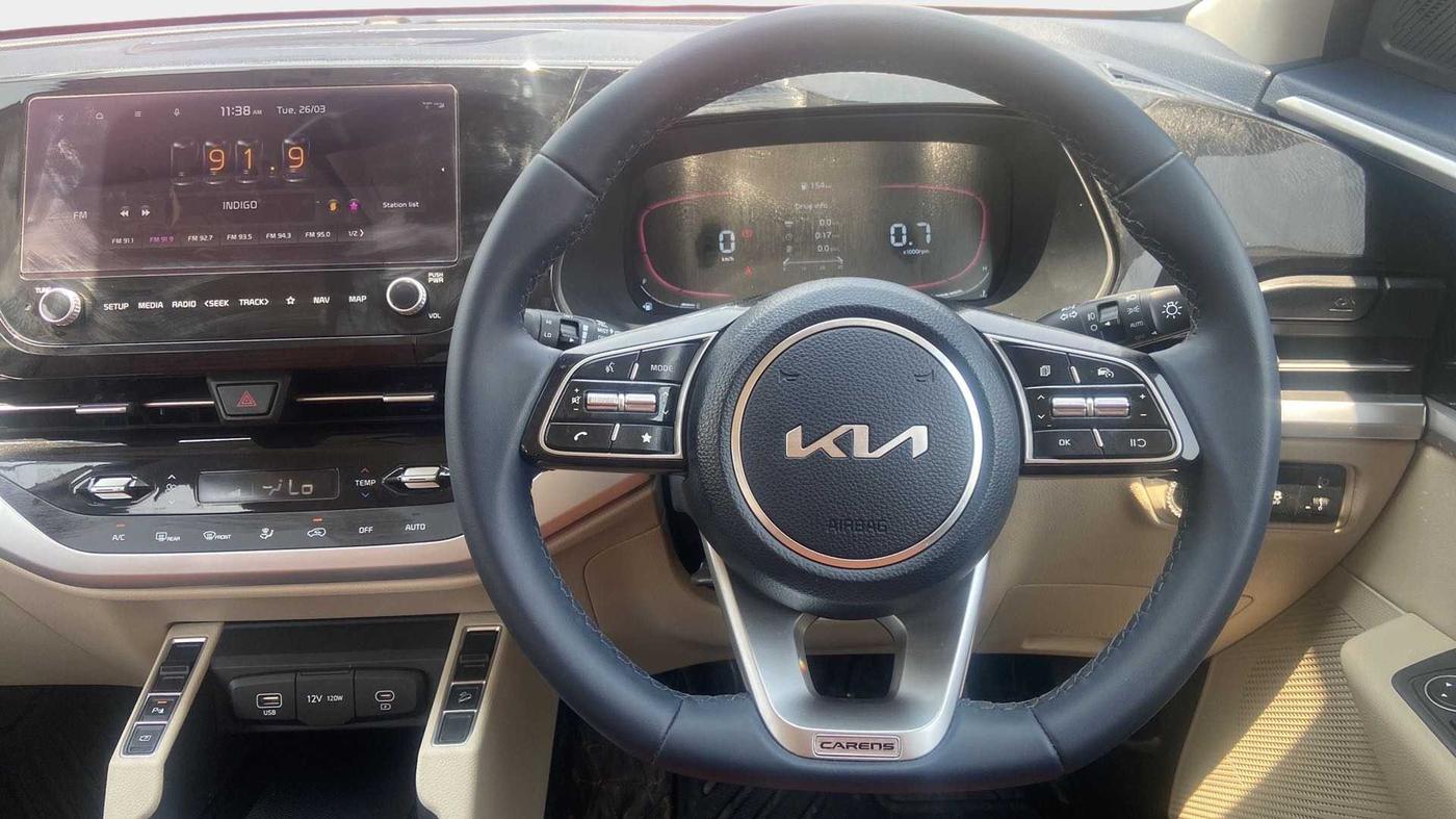 2023 KIA CARENS LUXURY 1.4 PETROL 7 STR, Petrol, Manual, 3,418 km, Steering Wheel Close Up