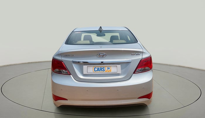 2017 Hyundai Verna 1.6 VTVT SX, Petrol, Manual, 31,105 km, Back/Rear