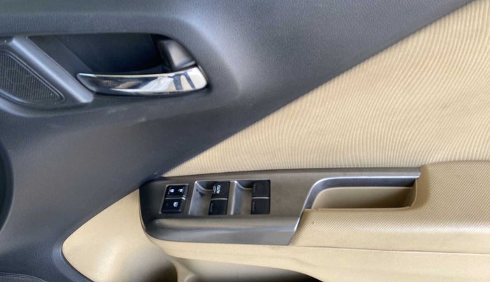 2016 Honda City 1.5L I-VTEC V MT, Petrol, Manual, 94,339 km, Driver Side Door Panels Control